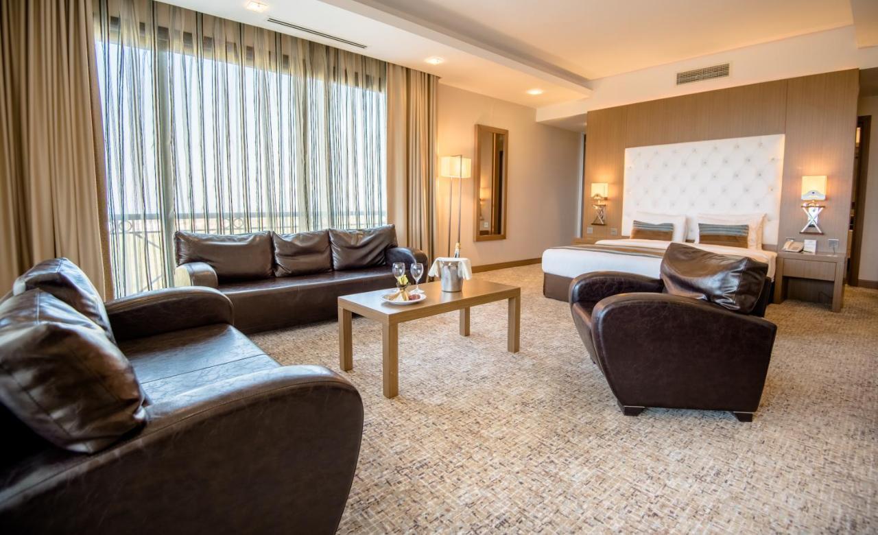 Korineum Golf & Beach Resort Agios Georgios  Ngoại thất bức ảnh