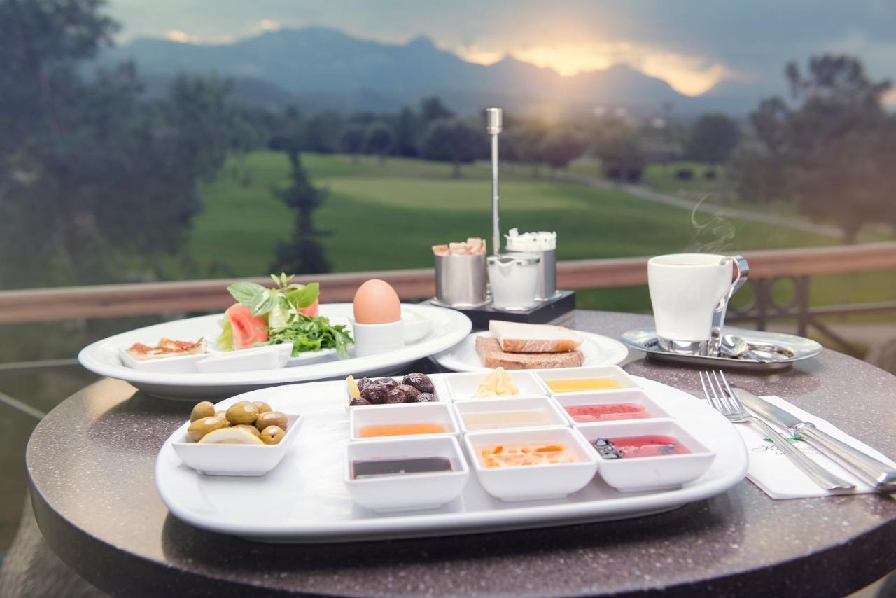 Korineum Golf & Beach Resort Agios Georgios  Ngoại thất bức ảnh